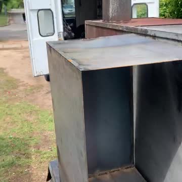 Transforming the grill to a BBQ machine