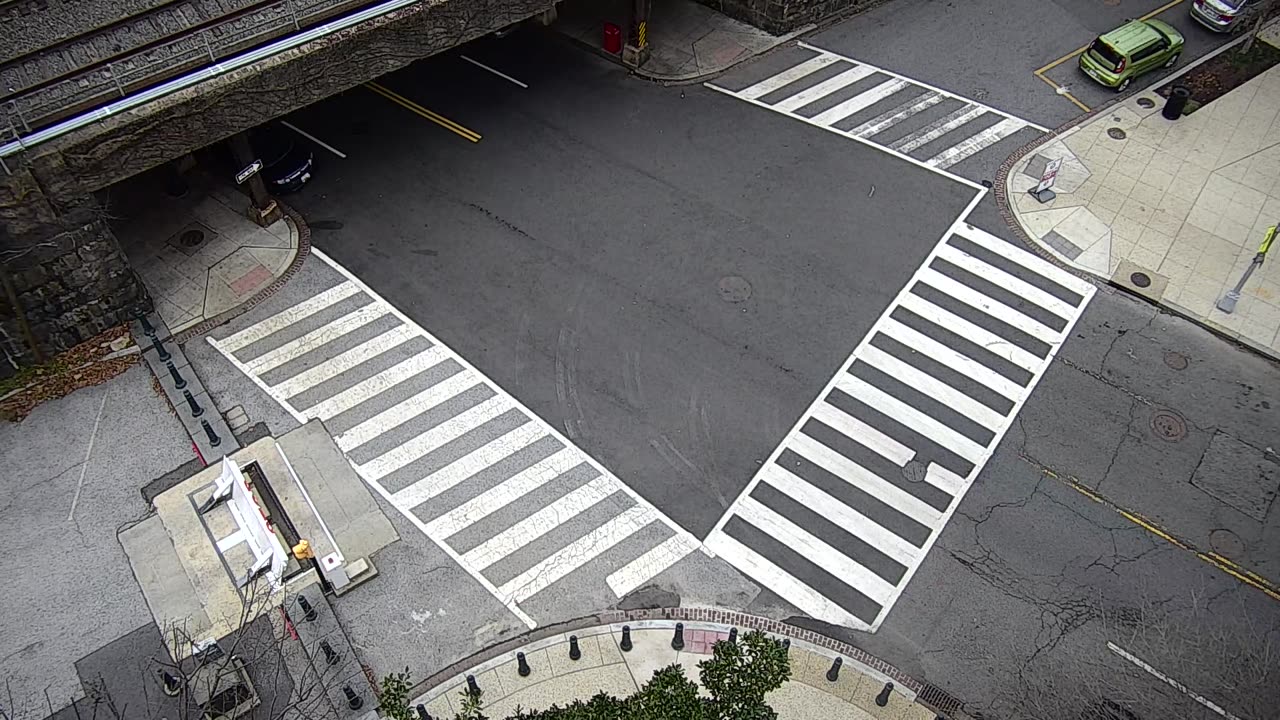 3821FHOBRFSouthwestRoof_2021-01-06_12h12min41s050ms.mp4