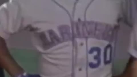 Griffeys hit back-to-back home runs in 1990