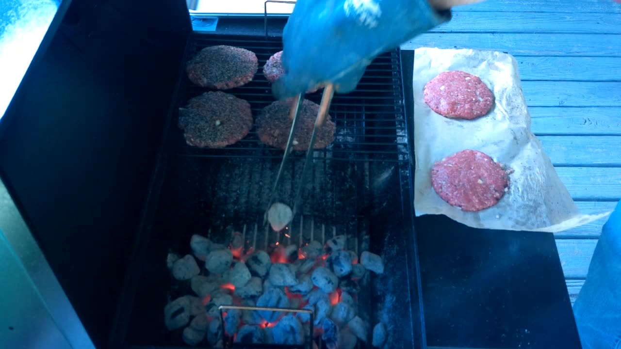 Hamburgers on the royal gourmet