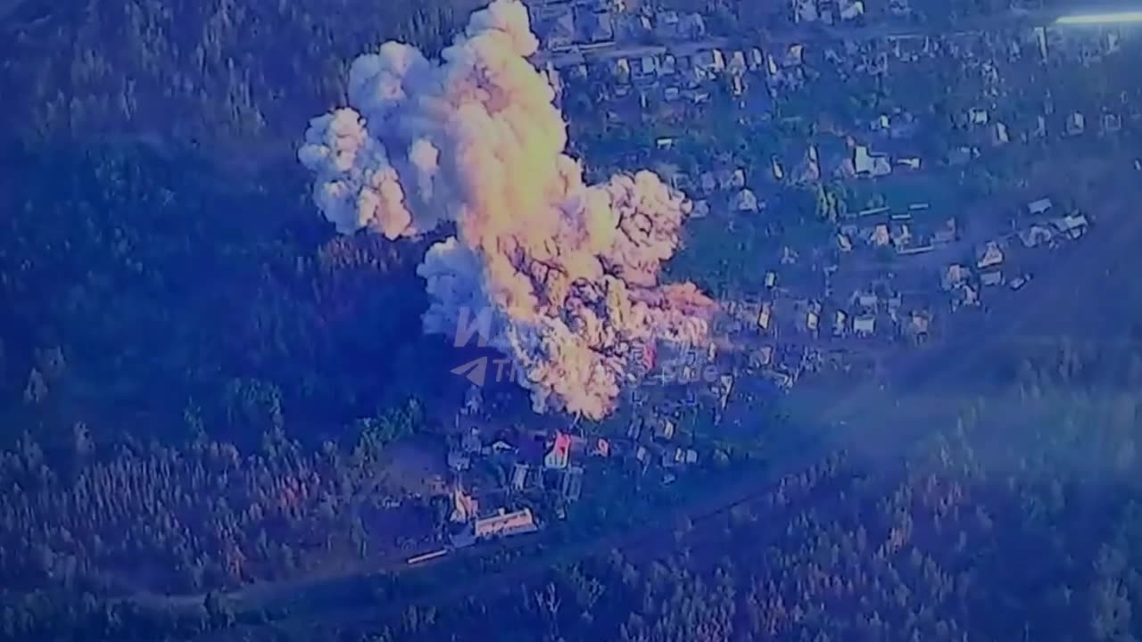 Russian airstrike on Ukrainian temporary deployment point resulting in a huge explosion