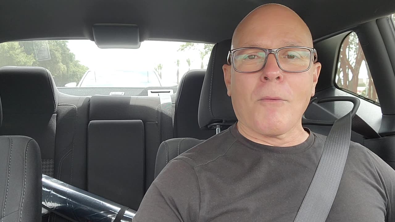 USA TRUMP SHARE SECRETS ONLY WITH ENGLISH GANG MEMBERS