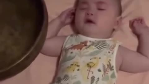 BABY REACTS TO HEALING FREQUENCY