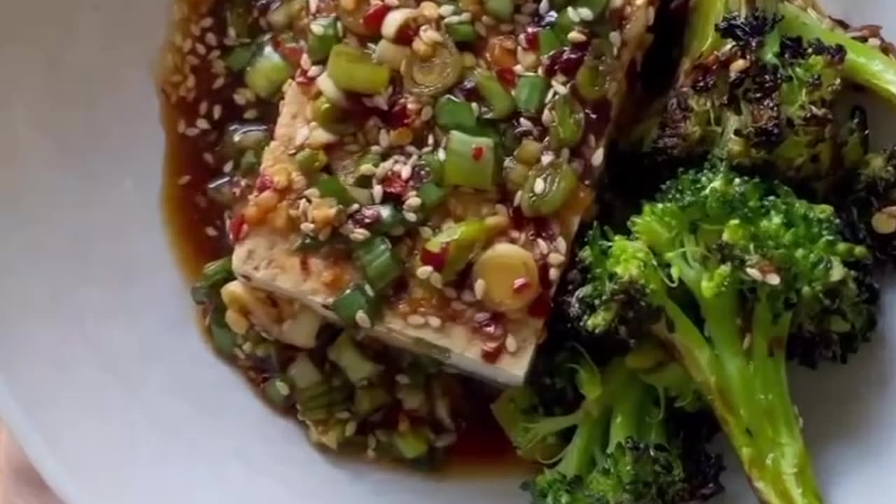 Warm Tofu with Spicy Garlic Sauce - RECIPE IN THE DESCRIPTION