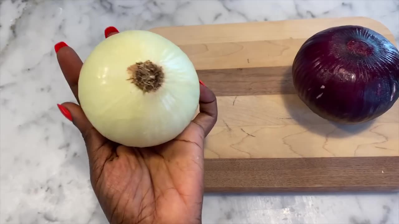 3 WAYS ONIONS CAN HELP GROW YOUR HAIR HAIR