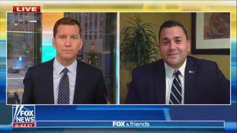 Australian Immigrant Warns America About COVID Totalitarianism On The Way
