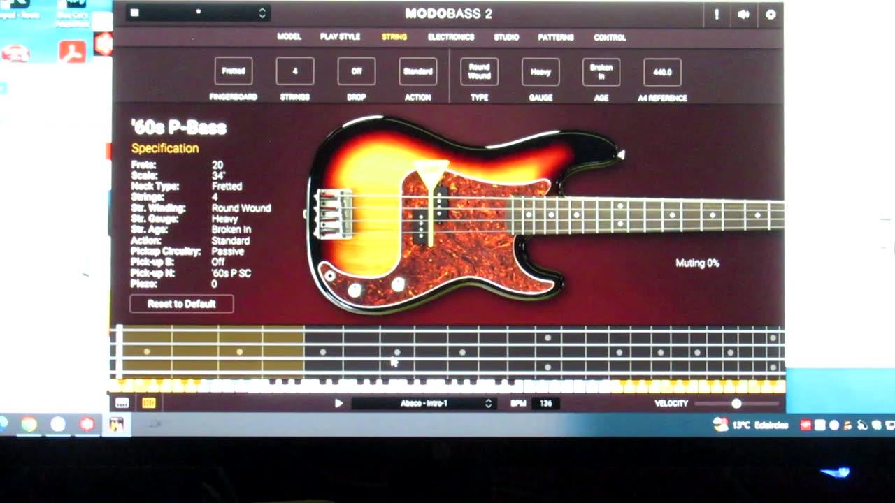 259 IK Multimedia MODO Bass