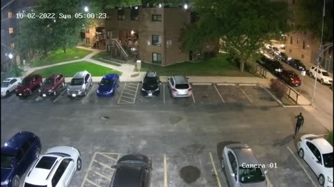 Chicago Officer Brings a Taser to a Gunfight