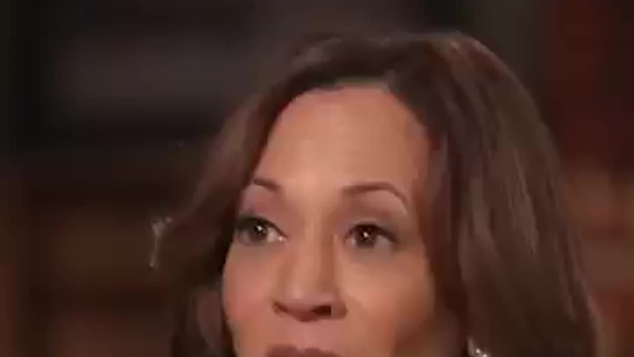 Bret Baier presses Kamala Harris on Biden's mental state