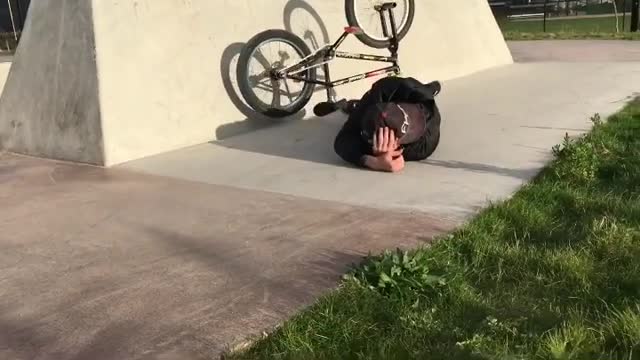 Concrete slab handle bar faceplant