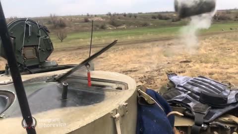 🇺🇦Graphic War18+🔥Battle Footage Gunners Eject Spent Amo - Ukraine Armed Forces(ZSU)