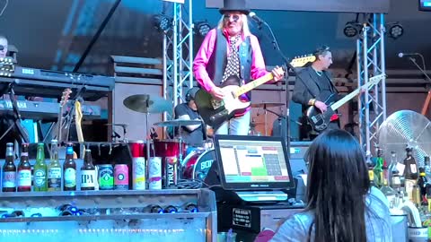 Southern Accents The Ultimate Tom Petty Experience"Honey Bee"