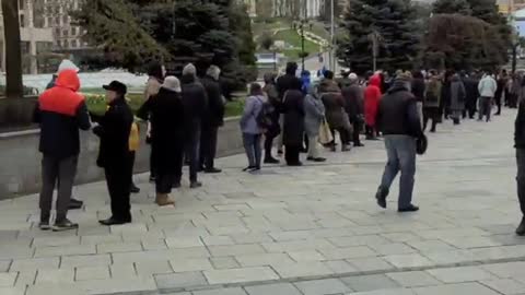 Kiew today... Einführung der Briefmarke "Russisches Kriegsschiff, fick dich!!! "Ukrposhta"