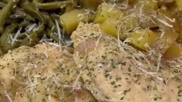 Braised potatoes with chicken breast