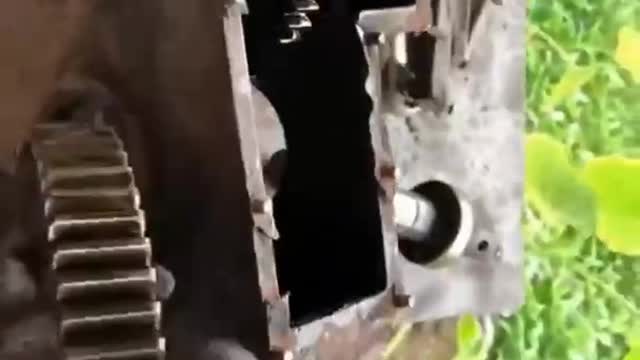 Remove The Gears Inside The Machine