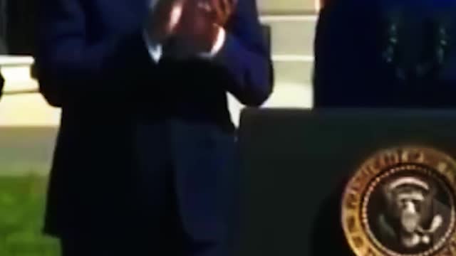 Joe Biden Gives Chuck Schumer A Handshake and Forgets In Under Five Seconds