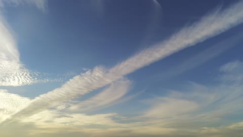 Contrails or Chemtrails Spotting? Geoengineering Watch