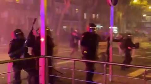 Spain Police shot the protesters