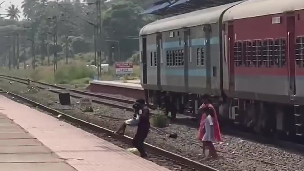 When Korean visit India #korean girl #shorts #shortvideos #viral #trending #comedy
