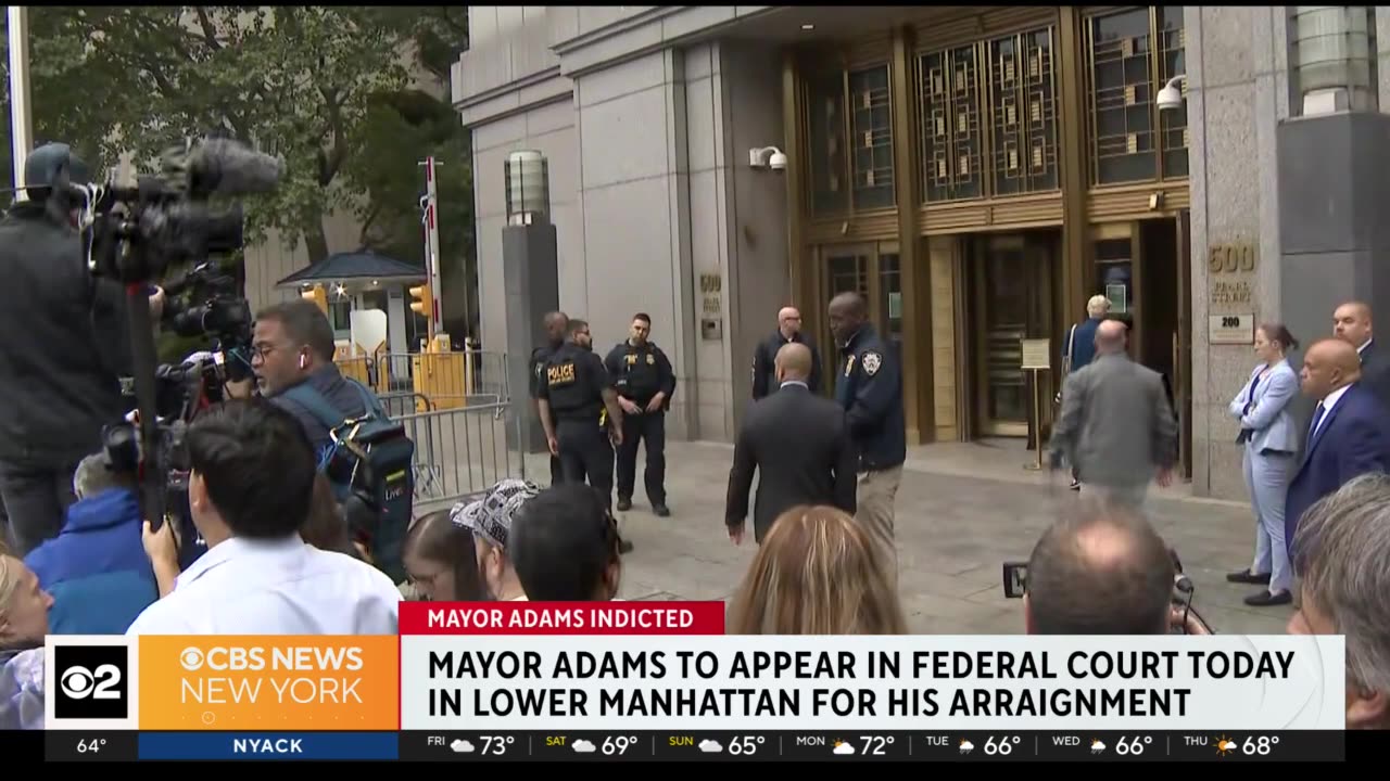 NYC Mayor Eric Adams arrives for arraignment on federal charges | Special report