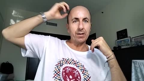 Direttina bella tutta frizzi e lazzi!