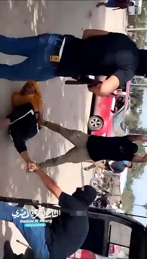 Graphic:Gazan Palestinian mob breaks their own people`s legs in broad daylight