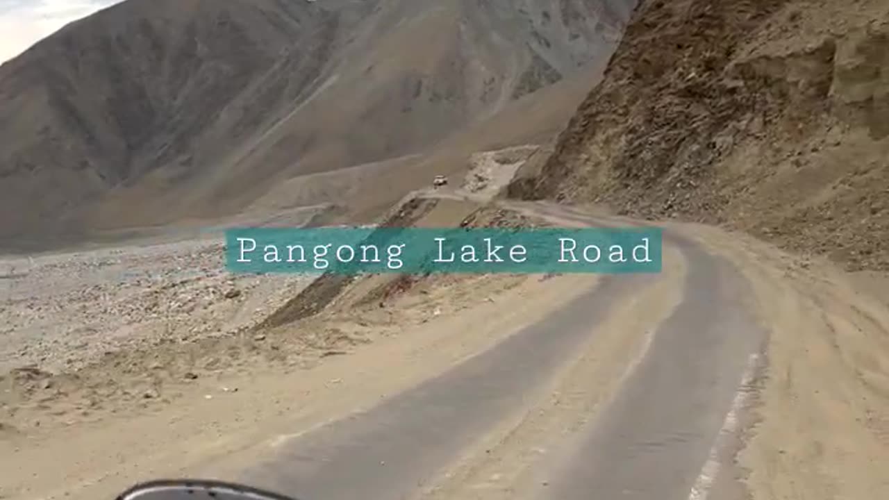 Pangong Lake Road Leh Ladakh - Bike Adventure - Fakkad Vlogs - #shorts #lehladakh #bikeride