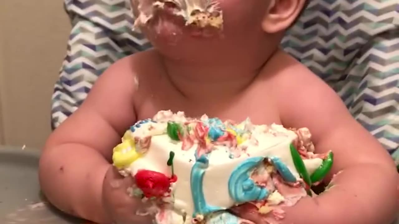 Baby's first smash cake