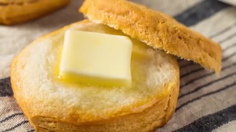 12 Mistakes Everyone Makes With Canned Biscuits