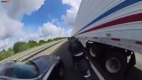 Speeding Biker Makes an Appointment With The Grim Reaper