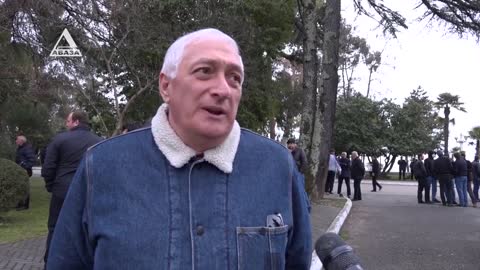 В Абхазии люди говорят, что устали от протестов и угроз переворота