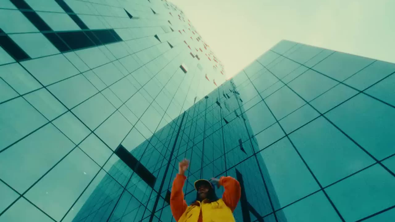 KARRAHBOOO - Running Late (Official Video)