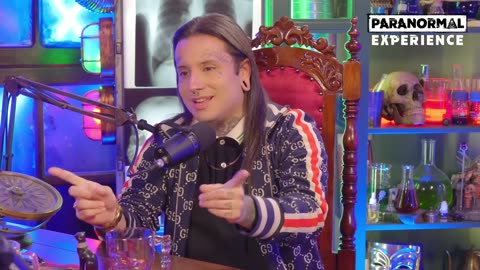 A VERDADE SOBRE A IGREJA DE LÚCIFER, O RESTO É... - VICKY VANILLA