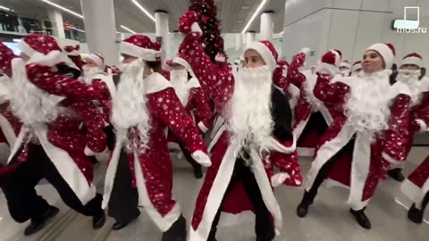 Santa’s beautiful ladies helpers 😍😍😍😍😍