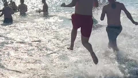 Coolest Tradition: The Coney Island Polar Bear Plunge 2024! 🏊‍♂️❄️