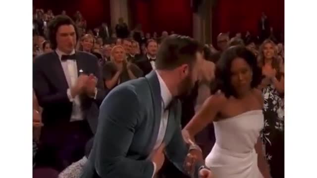 Chris Evans is the perfect gentleman