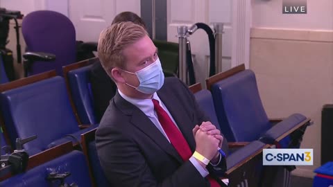 Reporter OWNS Press Sec On Biden's Hypocrisy After Signing Mask Executive Order