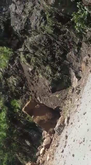 Derrumbe via san gil socorro