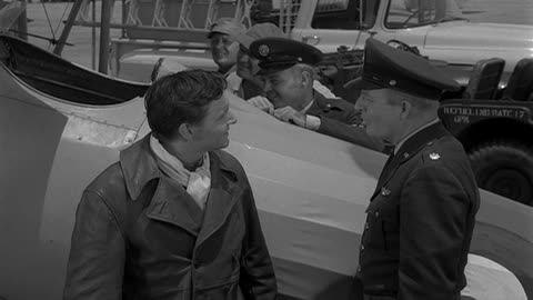 The Twilight Zone S01E18 The Last Flight