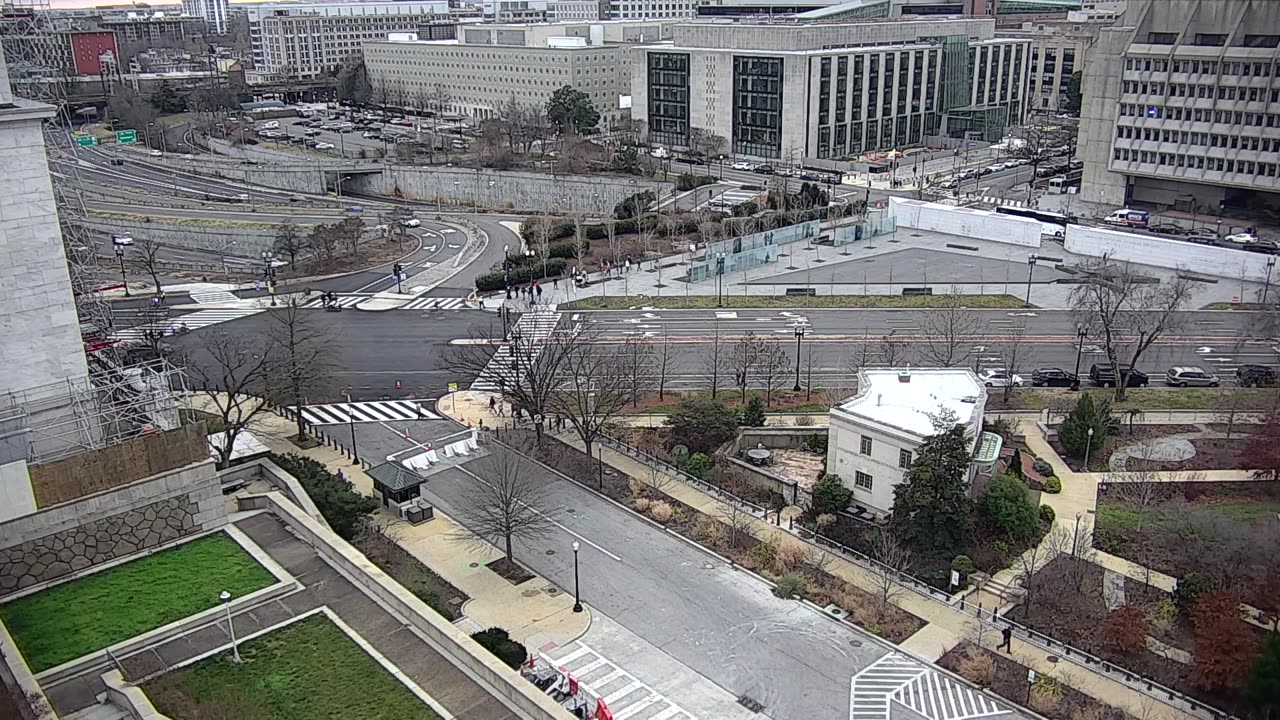 3165RHOBRFNorthwestRoofCourtyard_2021-01-06_14h24min44s033ms.mp4