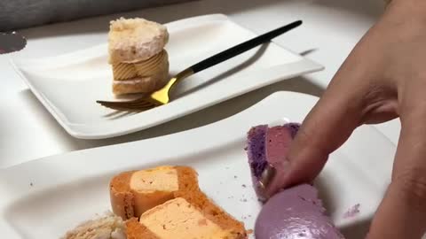 Cutting macarons prettily.