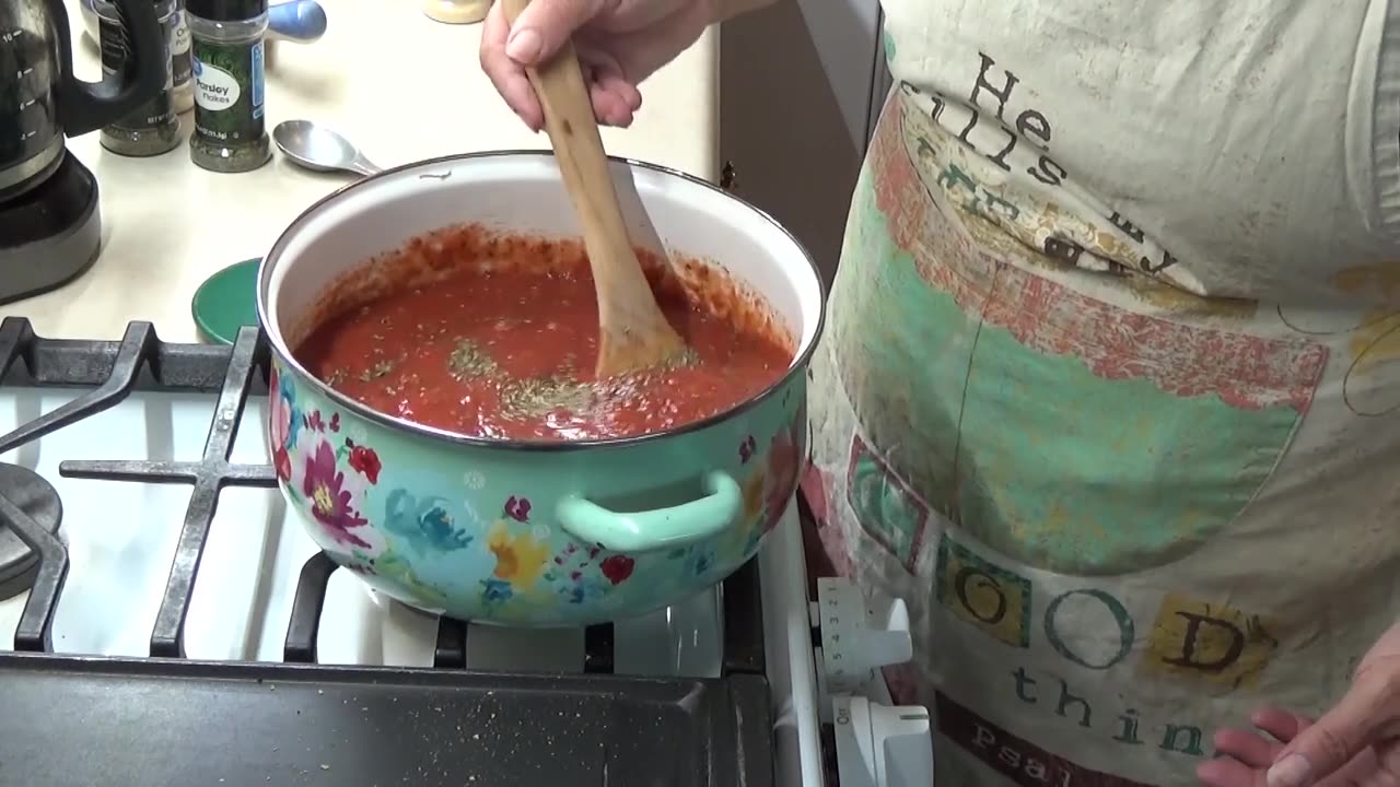 Spaghetti with Home Made Sauce: Cooking from the Pantry