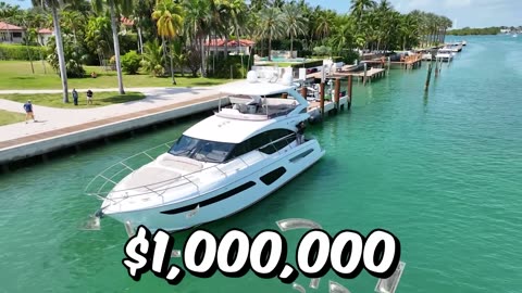 $1 vs $1,000,000,000 Yacht!