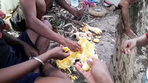 Eating Jackfruit |