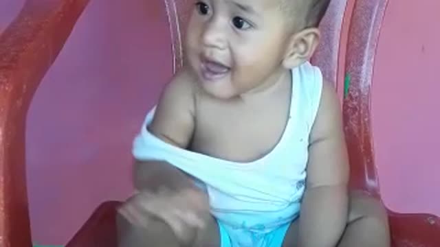 Baby Learn How to Sit