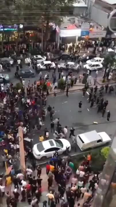 The protest has now expanded to 133 cities in all 31 provinces of Iran.