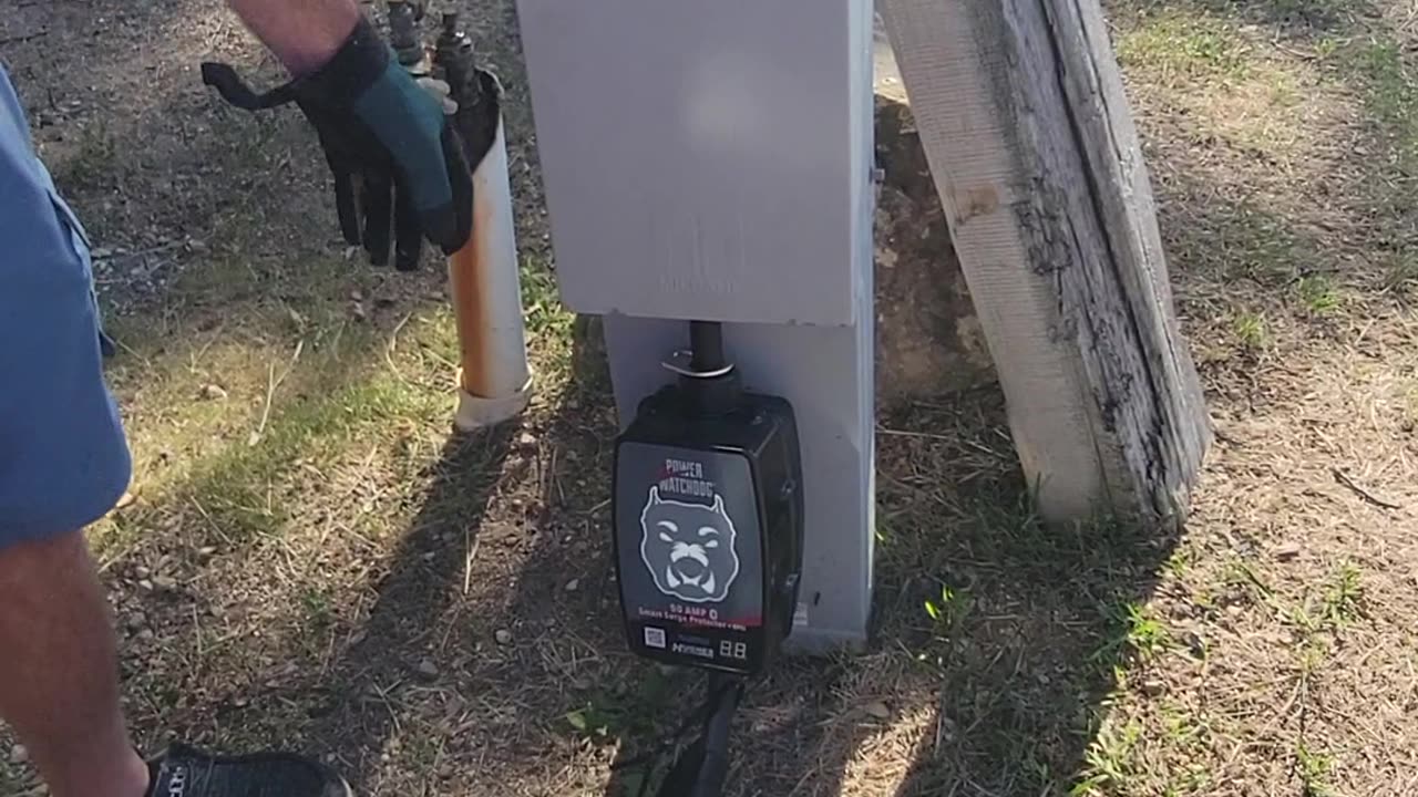 2019 Navigator 38K - Departing from Campsite(1) - Disconnecting from Utilities