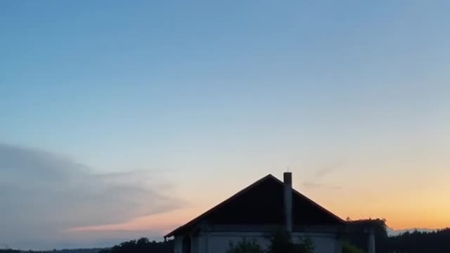 I’m such a „wow look at the moon“ person