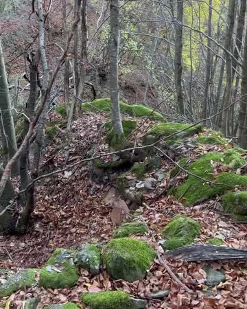 glimpse of the Modena mountains 4