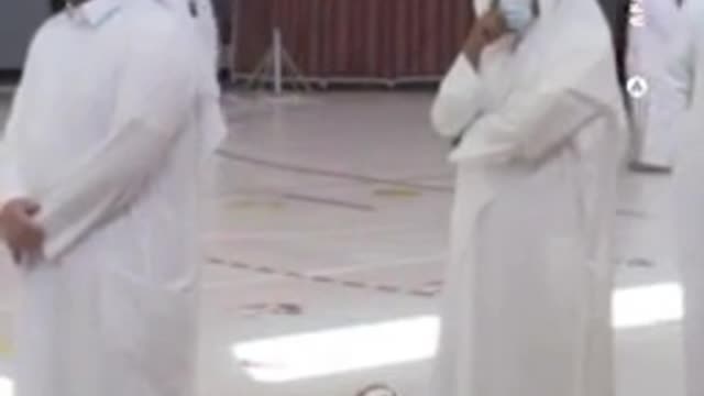 Qatari’s begin voting in first time ever legislative polls